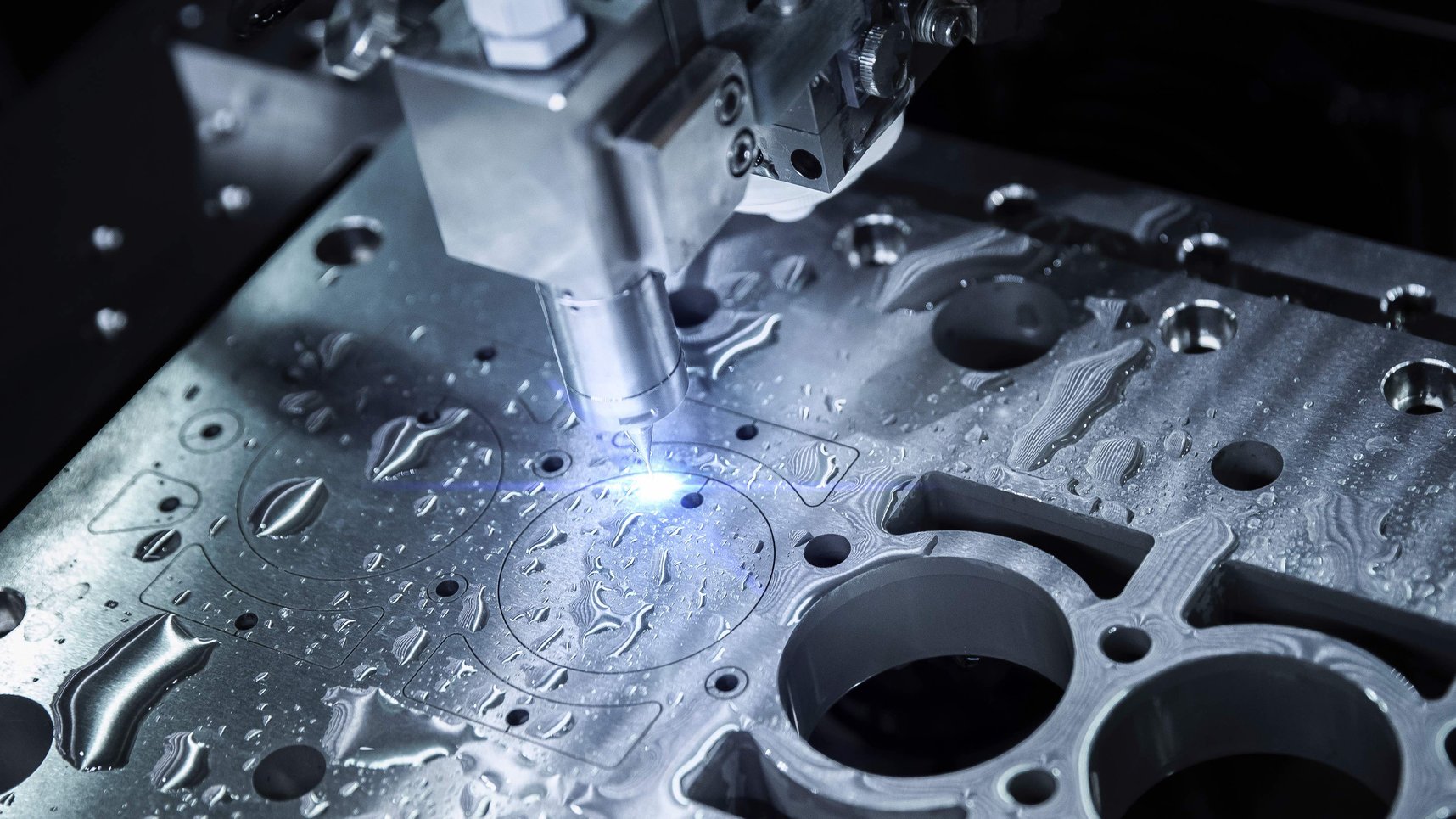 Boost Productivity, Choose the Right Metalworking Fluid Simple Guide